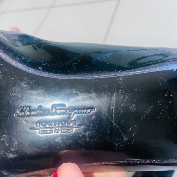 SALVATORE FERRAGAMO kitten heels sz 9! - Picture 5 of 8